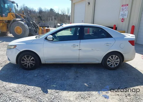 2012 Kia Forte Ex z USA, uszkodzony, nr VIN KNAFU4A23C5618844